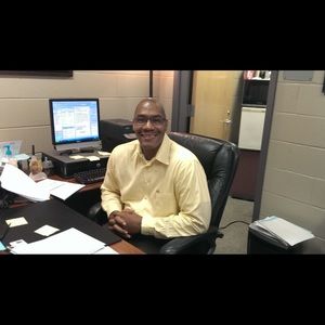 Meet your Posher, Jonathan